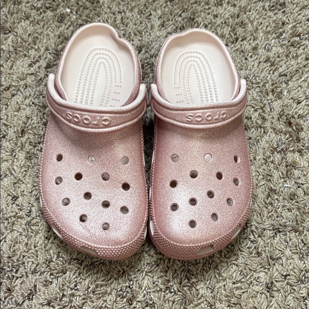 CROCS Sparkling Rose Clogs